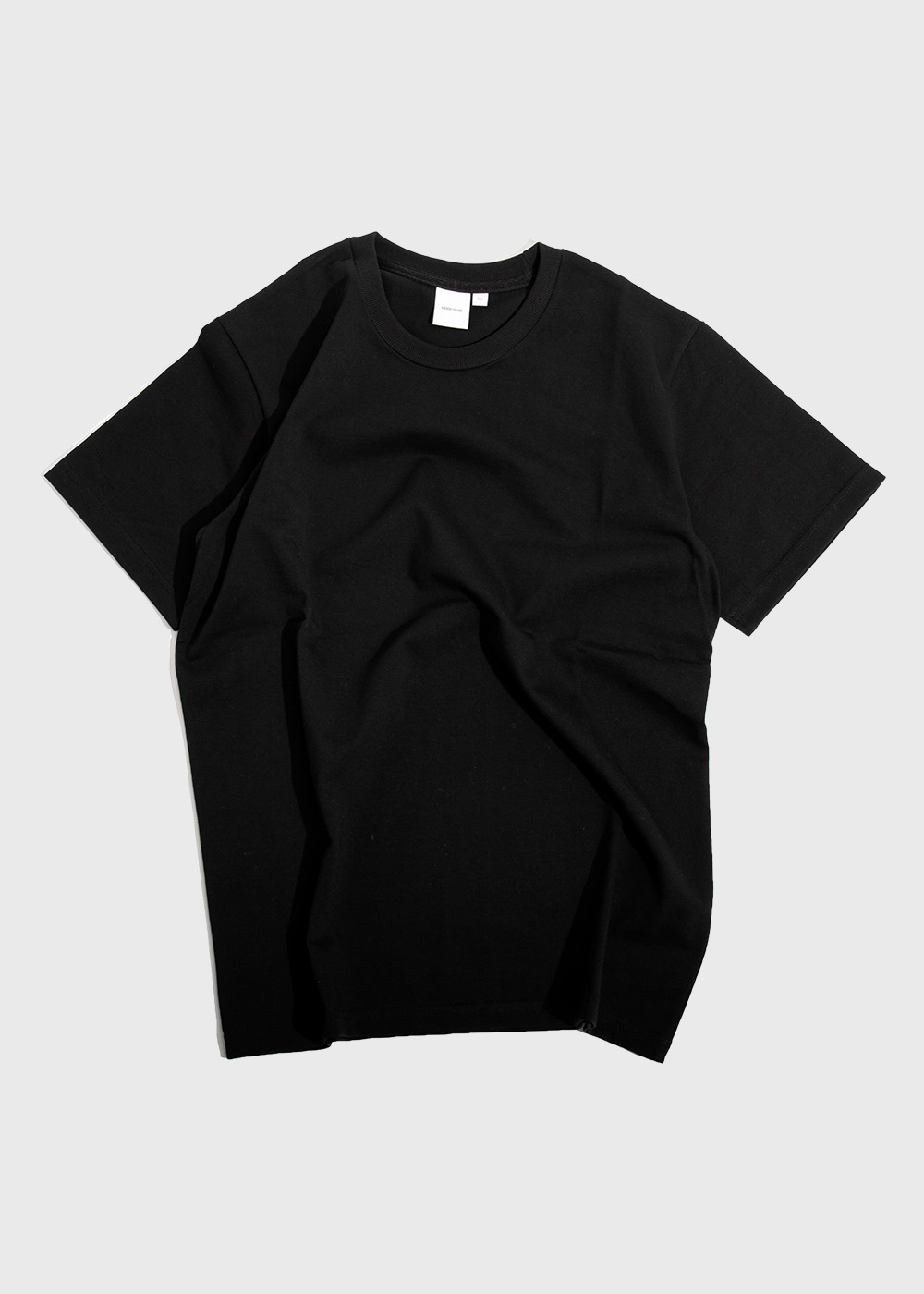 A. Silked Combed Cotton 100% 20/2 Single T-shirt _ black